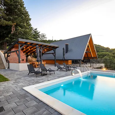 Nale Luxury *
