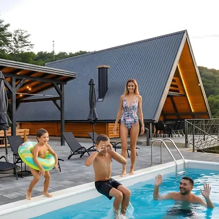 Nale Luxury Alpesi faház Bratunac